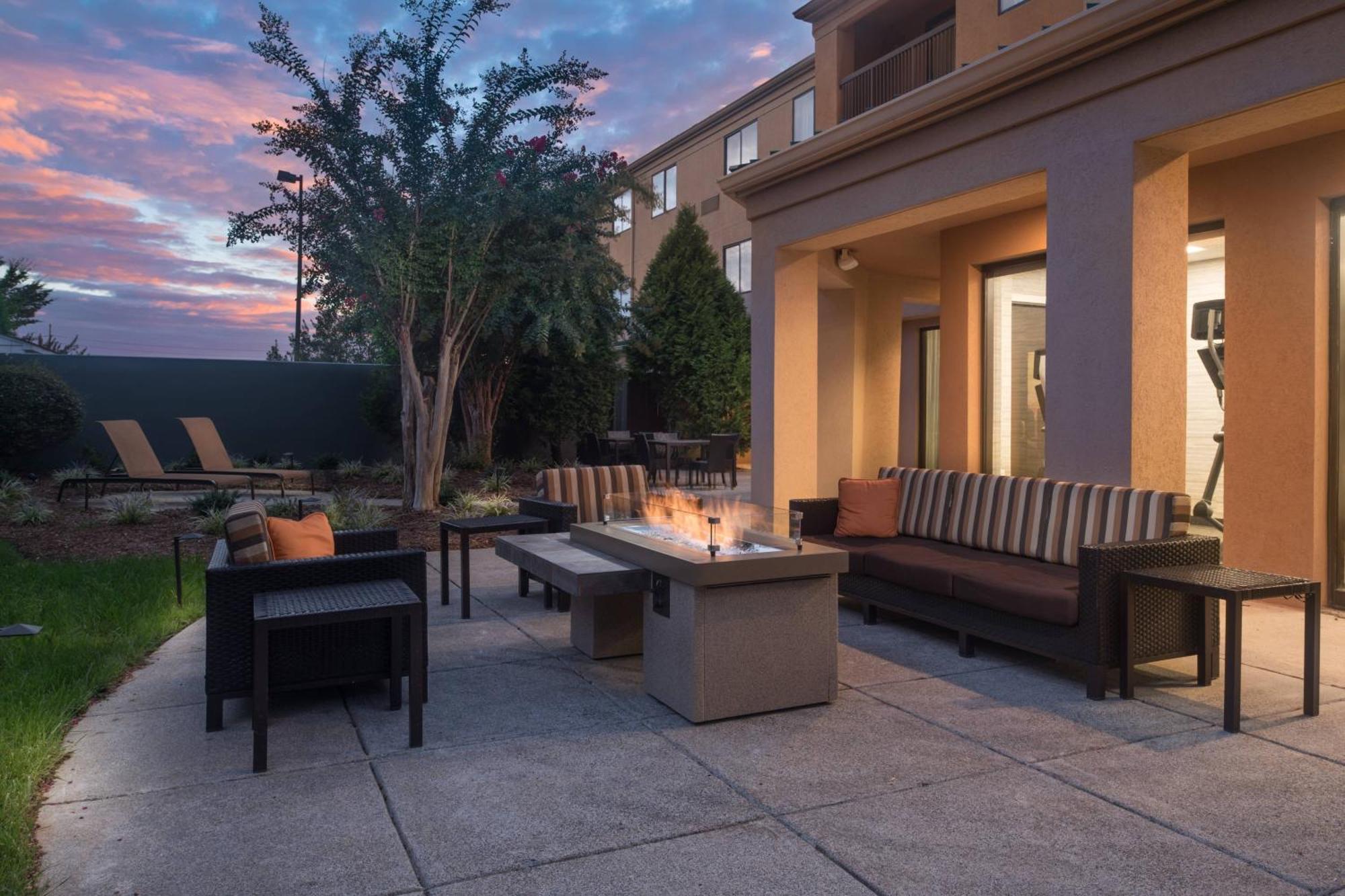Hotel Courtyard By Marriott Lynchburg Exteriér fotografie