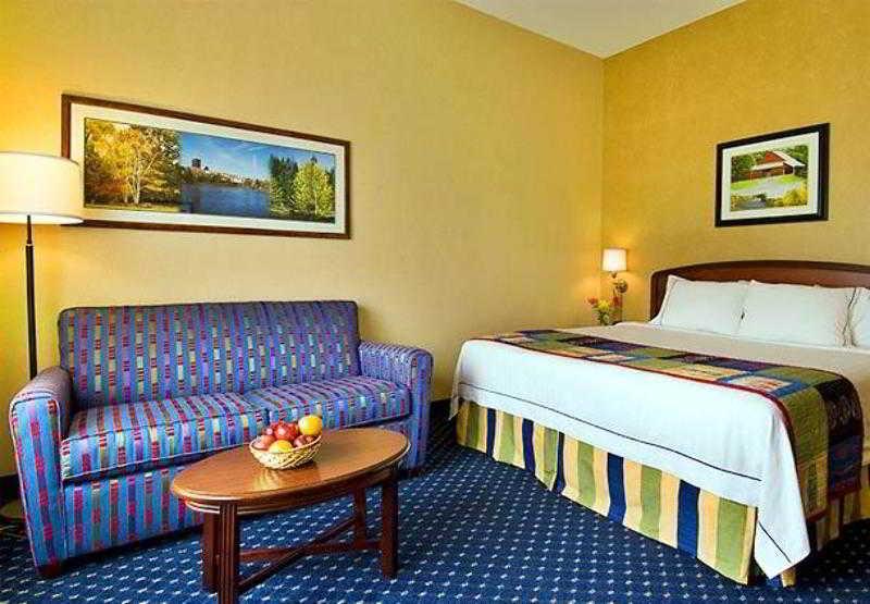 Hotel Courtyard By Marriott Lynchburg Pokoj fotografie